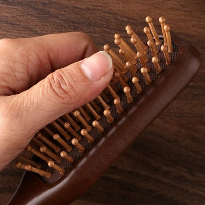 BROSSE A CHEVEUX - Bois de santal haute qualité - Petits Plaisirs Malins
