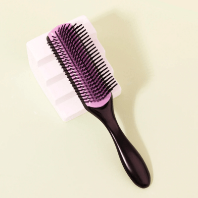 Brosse pour cheveux bouclés - démêlage express - Petits Plaisirs Malins