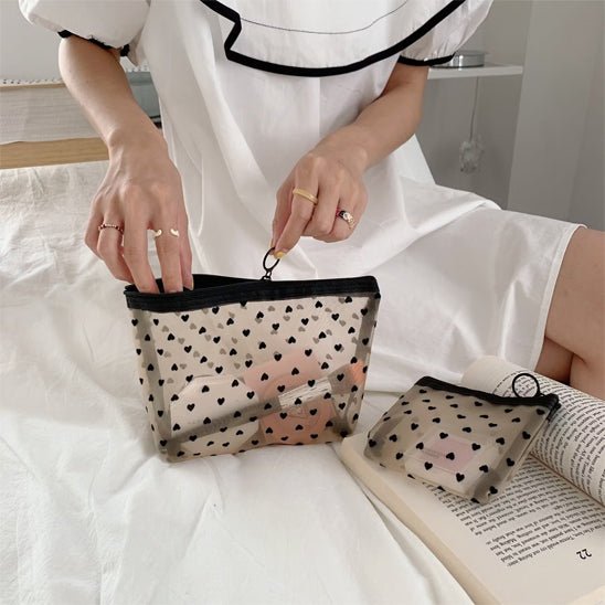 Trousse de toilette femme - petits coeurs - Petits Plaisirs Malins